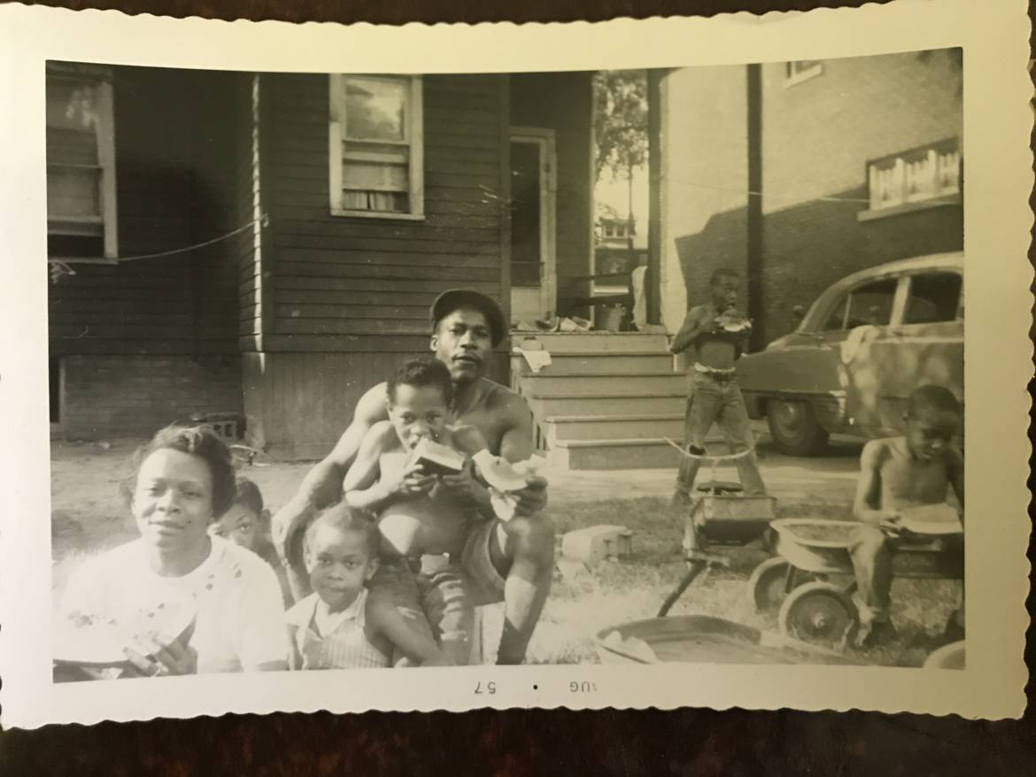 4.-Pollard-family-backyard-in-Detroit.jpg